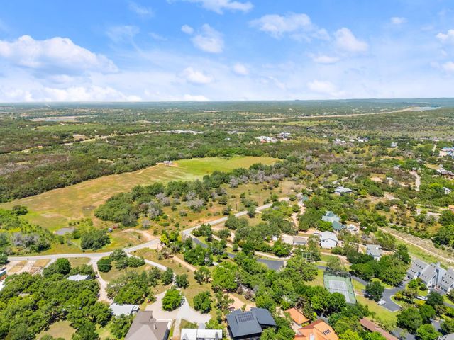 525 Pace Bend RD N, Spicewood, TX 78669