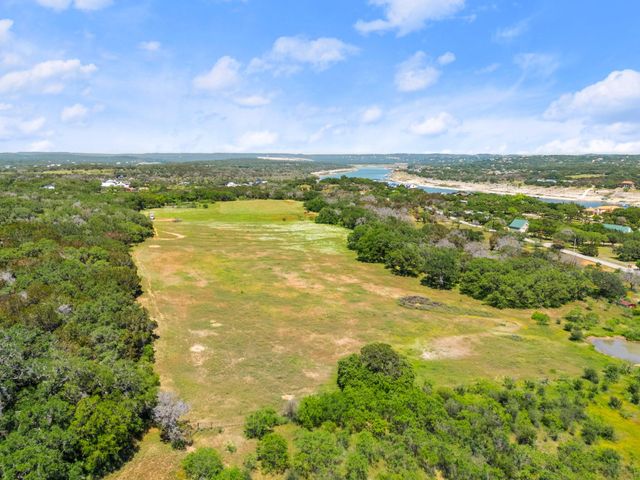 525 Pace Bend RD N, Spicewood, TX 78669