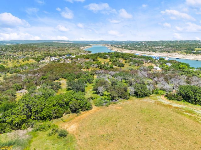 525 Pace Bend RD N, Spicewood, TX 78669