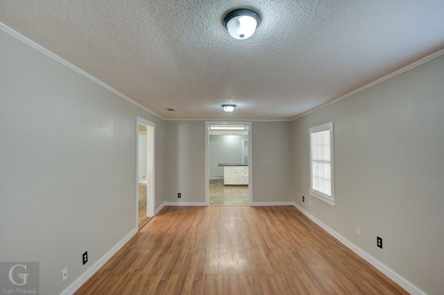 206 Latimer Street, Mooringsport, LA 71060