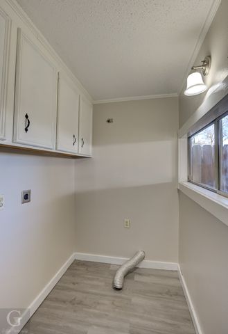 206 Latimer Street, Mooringsport, LA 71060