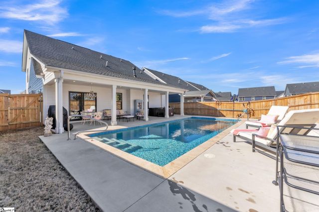 300 Beckman Drive, Greenville, SC 29605