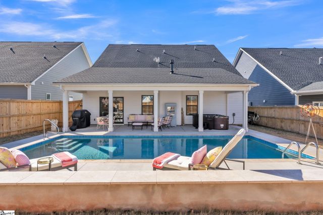 300 Beckman Drive, Greenville, SC 29605