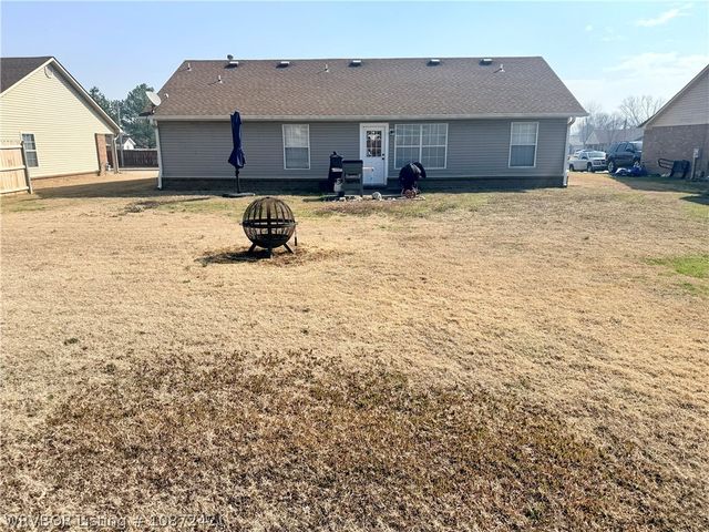 175 Ridgecrest Drive, Greenwood, AR 72936