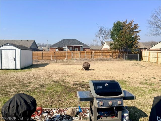 175 Ridgecrest Drive, Greenwood, AR 72936