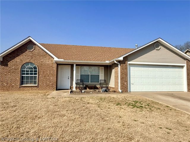 175 Ridgecrest Drive, Greenwood, AR 72936