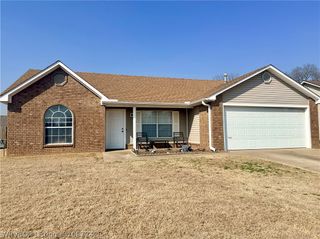 175 Ridgecrest Drive, Greenwood, AR 72936