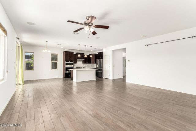 17987 W REDWOOD Lane, Goodyear, AZ 85338