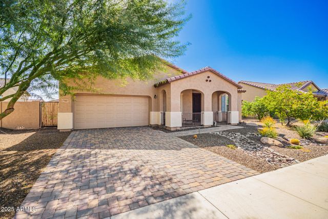 17987 W REDWOOD Lane, Goodyear, AZ 85338
