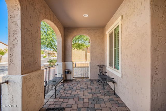 17987 W REDWOOD Lane, Goodyear, AZ 85338