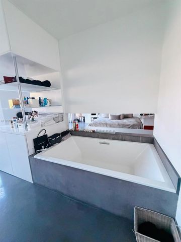 21025 NE 38th Ave 81, Aventura, FL 33180