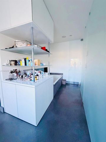 21025 NE 38th Ave 81, Aventura, FL 33180