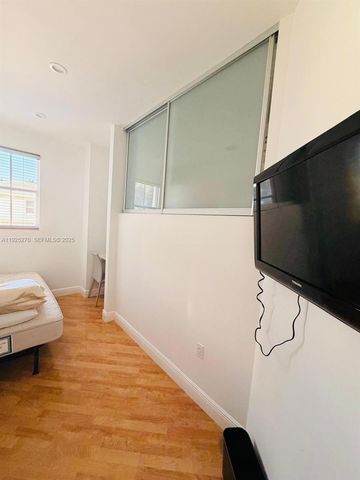 21025 NE 38th Ave 81, Aventura, FL 33180