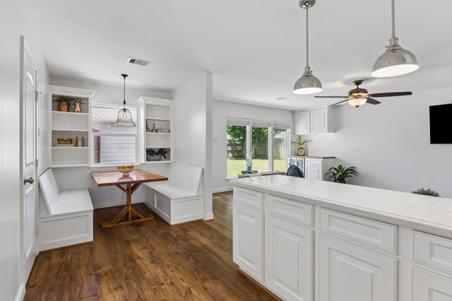 5926 Kuldell Drive, Houston, TX 77074
