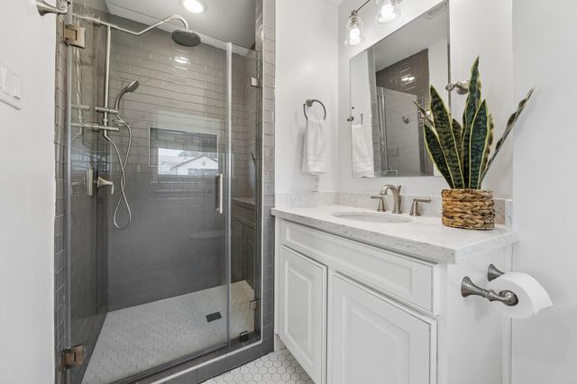 5926 Kuldell Drive, Houston, TX 77074
