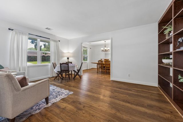 5926 Kuldell Drive, Houston, TX 77074