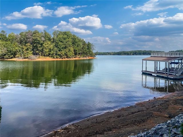 2253 Karen Lane, Gainesville, GA 30501