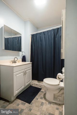 135 WASHINGTON AVE, Ephrata, PA 17522