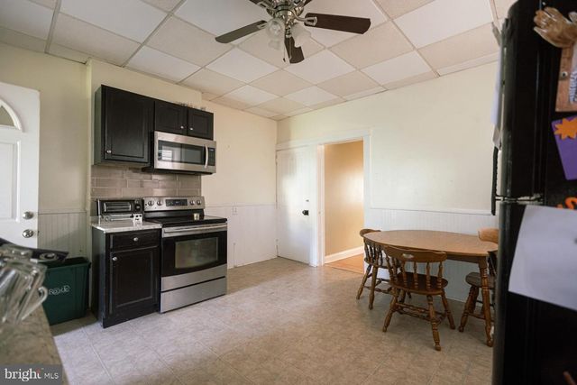 135 WASHINGTON AVE, Ephrata, PA 17522