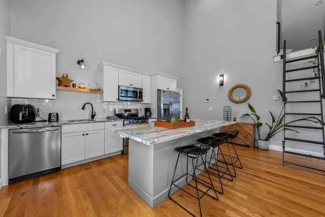 60 Hermon St 3, Winthrop, MA 02152