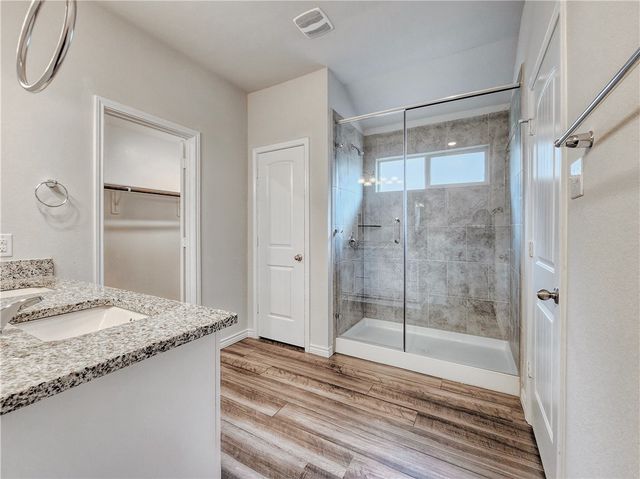 6130 Darlington Avenue, College Station, TX 77845