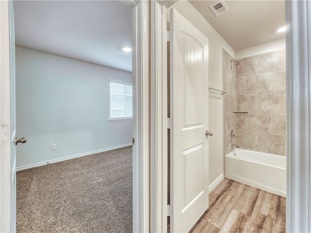 6130 Darlington Avenue, College Station, TX 77845