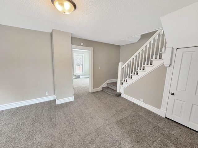 809 11th Avenue N, Fargo, ND 58102