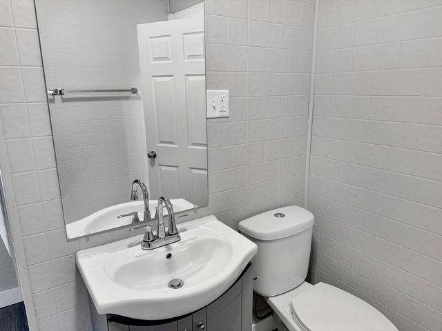 809 11th Avenue N, Fargo, ND 58102