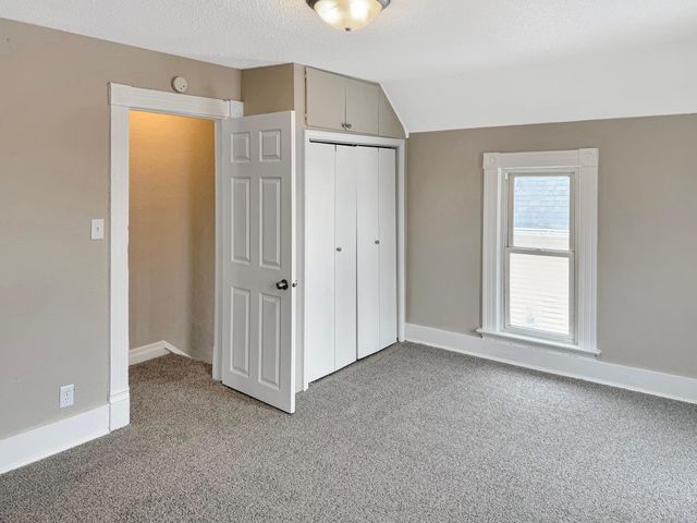 809 11th Avenue N, Fargo, ND 58102