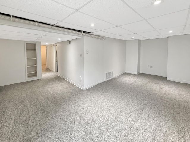 809 11th Avenue N, Fargo, ND 58102