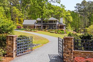 771 Smith Level Road, Chapel Hill, NC 27516