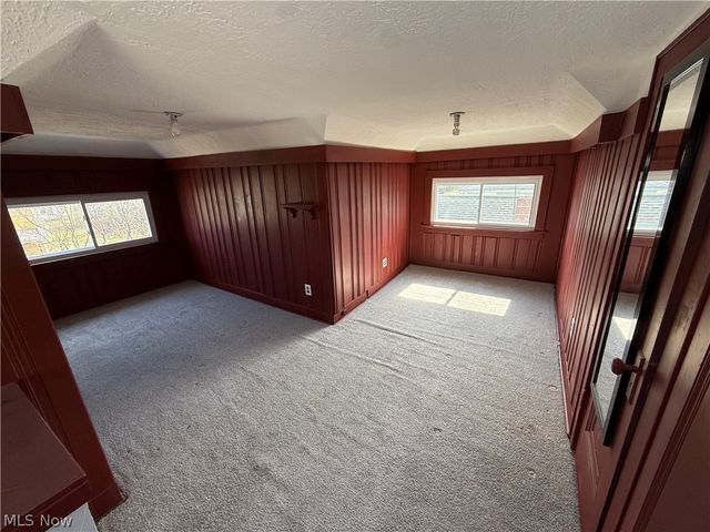 632 Roscoe Avenue, Akron, OH 44306