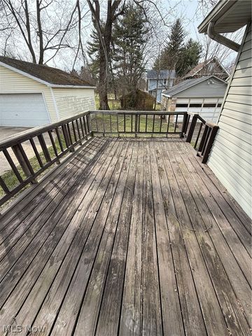 632 Roscoe Avenue, Akron, OH 44306