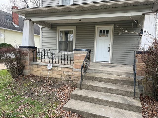 632 Roscoe Avenue, Akron, OH 44306