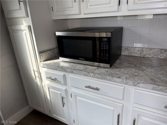 632 Roscoe Avenue, Akron, OH 44306