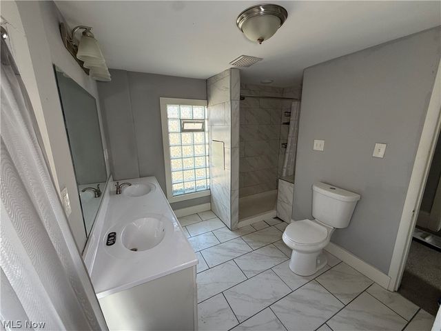 632 Roscoe Avenue, Akron, OH 44306