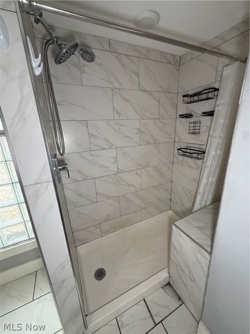 632 Roscoe Avenue, Akron, OH 44306