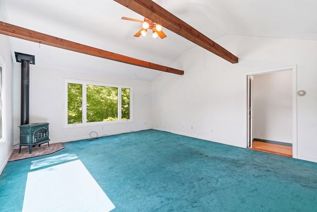 66 Pierce Rd, West Brookfield, MA 01585