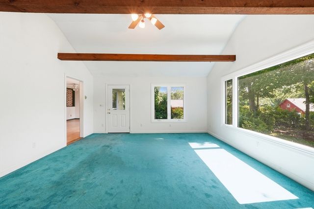 66 Pierce Rd, West Brookfield, MA 01585