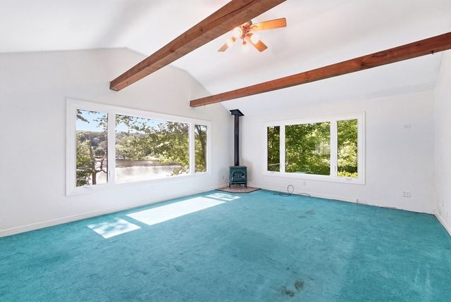66 Pierce Rd, West Brookfield, MA 01585