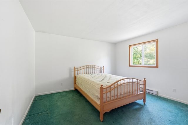 66 Pierce Rd, West Brookfield, MA 01585