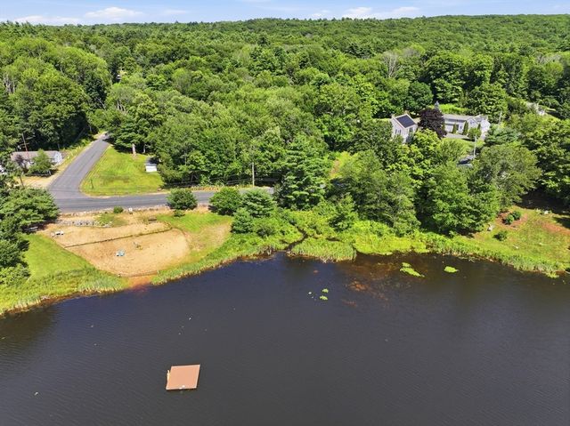 66 Pierce Rd, West Brookfield, MA 01585