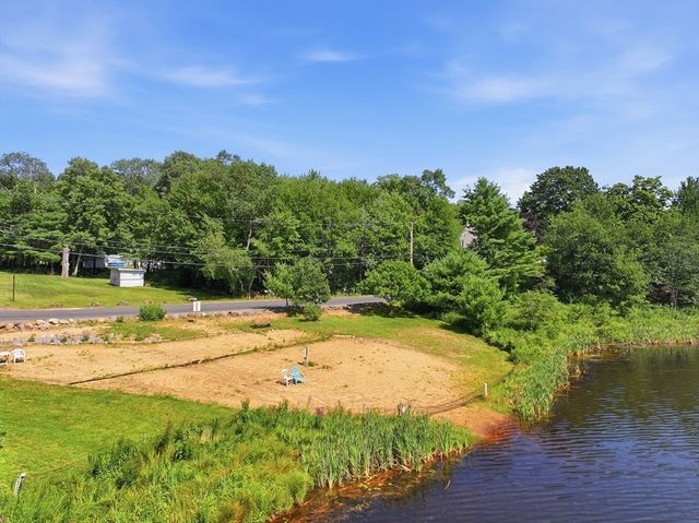 66 Pierce Rd, West Brookfield, MA 01585