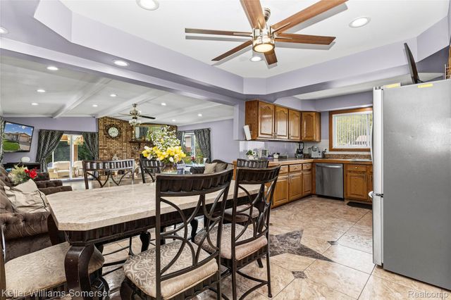 36221 Pickwick Court, Sterling Heights, MI 48310