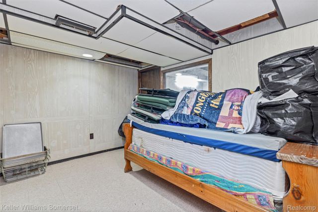 36221 Pickwick Court, Sterling Heights, MI 48310
