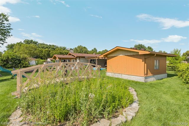 36221 Pickwick Court, Sterling Heights, MI 48310