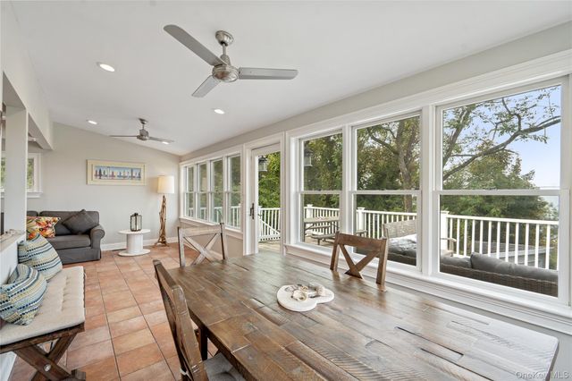 31 W Fairview Avenue, Jamesport, NY 11901