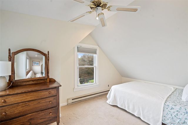 31 W Fairview Avenue, Jamesport, NY 11901