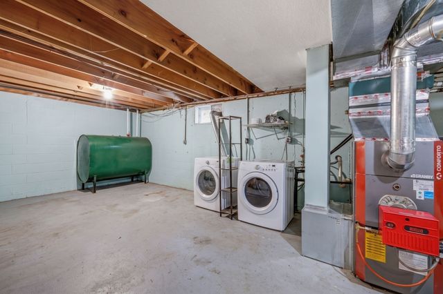 118-120 Edinboro St 118, Newton, MA 02460
