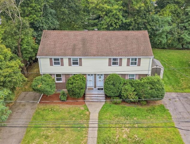 118-120 Edinboro St 118, Newton, MA 02460